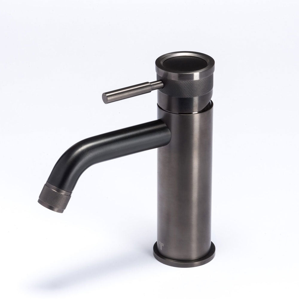 Rubinetto miscelatore Lavabo in acciaio inox 316L Finitura PVD Nero senza scarico e bocca di erogazione con anticalcare