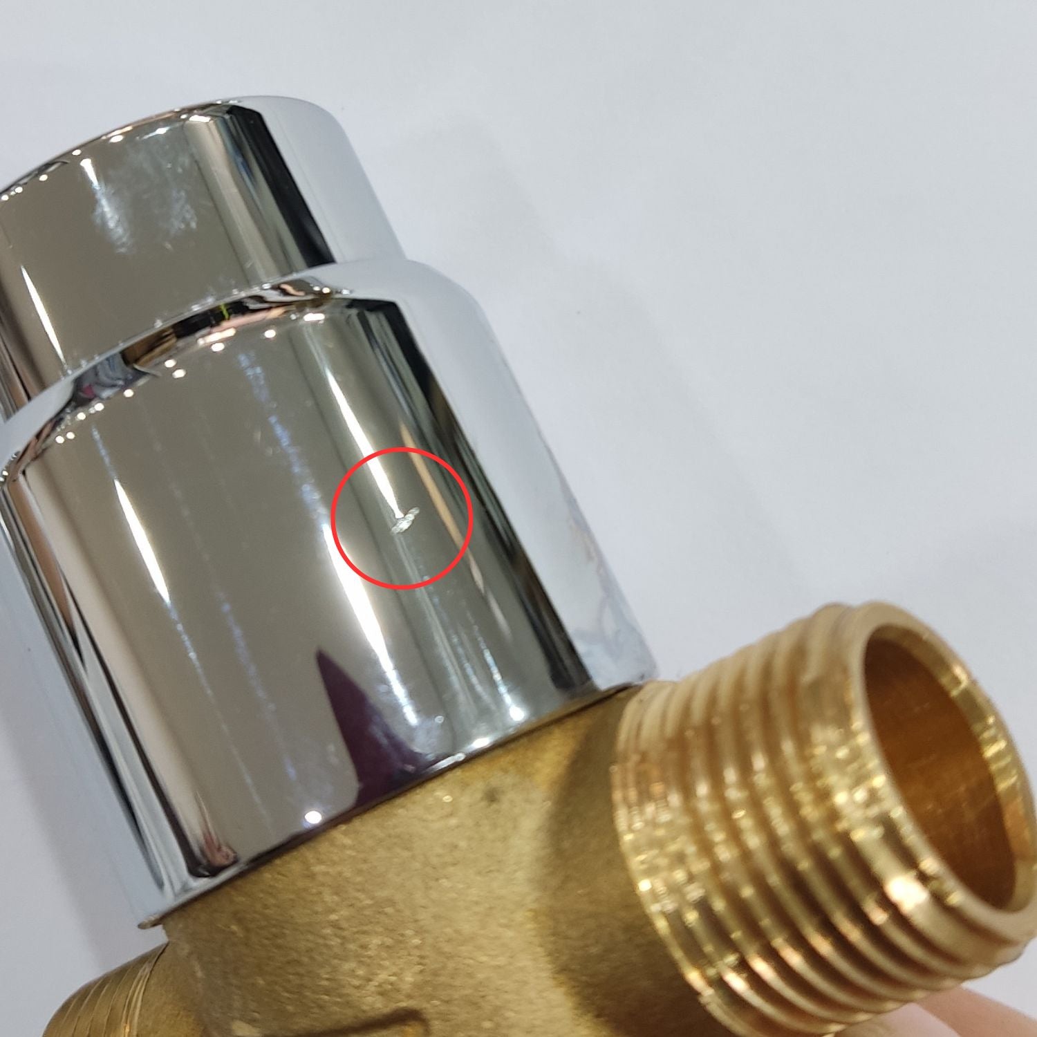 Rubinetto temporizzato per doccia incasso di MCM durata preregolata 25/30 secondi - versione outlet