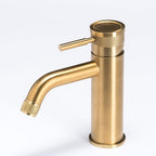 Rubinetto miscelatore Lavabo in acciaio inox 316L Finitura PVD ORO senza scarico e bocca di erogazione con anticalcare