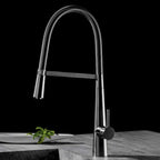 Miscelatore monocomando per lavello cucina con Doccetta Orientabile finitura Inox Spazzolato collezione Pico di Mamoli Rubinetterie