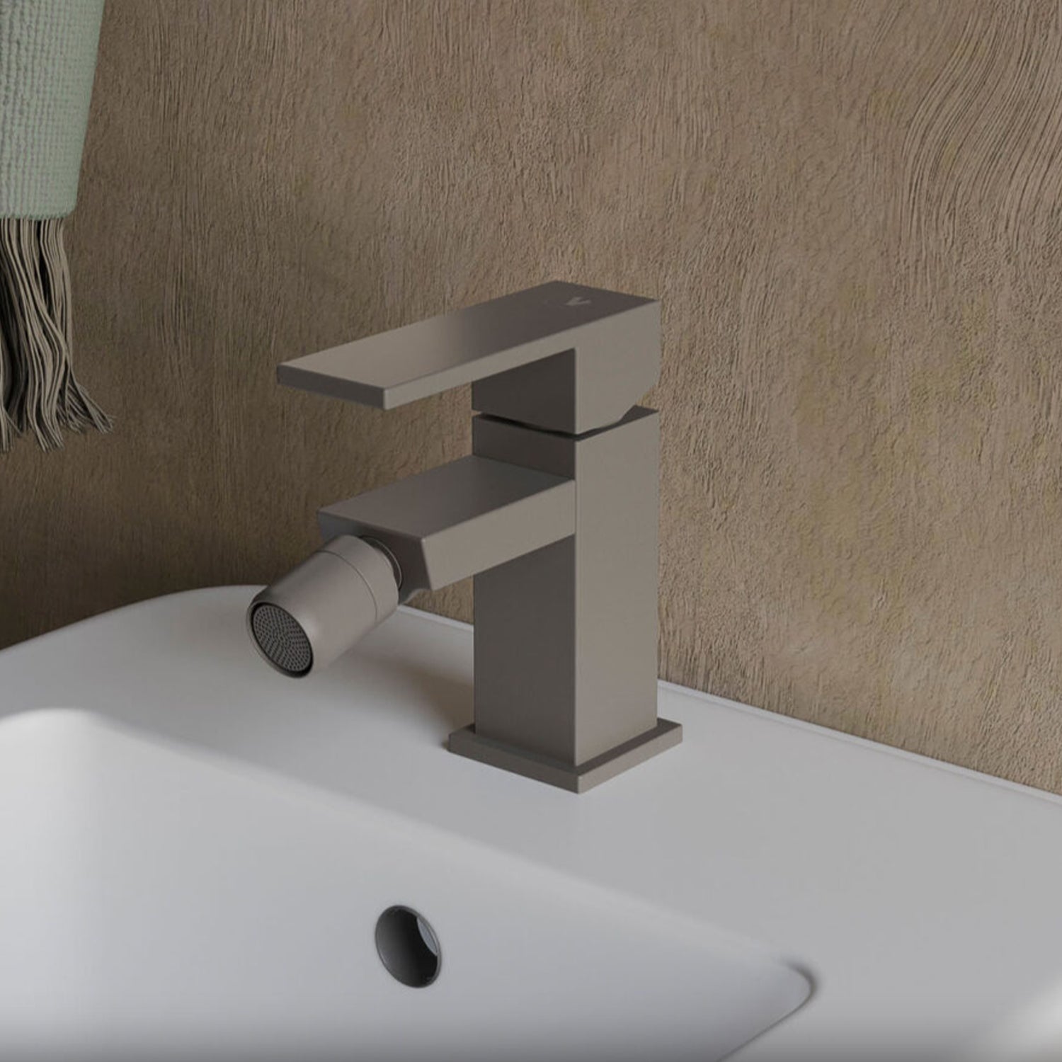 Miscelatore bidet monocomando RubiFlux Square Mud con piletta di scarico click-clack - Grigio Fango