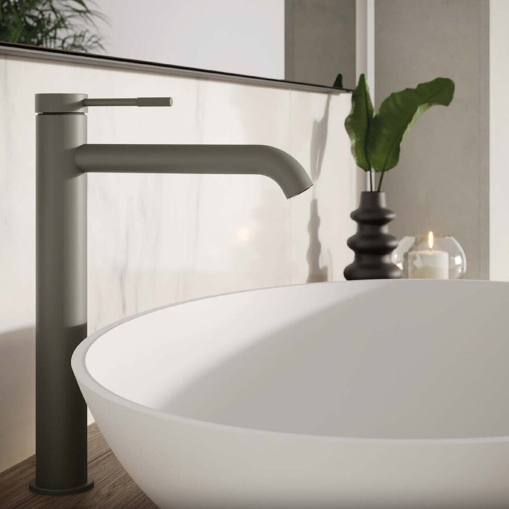 Miscelatore lavabo monocomando alto RubiFlux York Mud con piletta di scarico click-clack - Grigio Fango