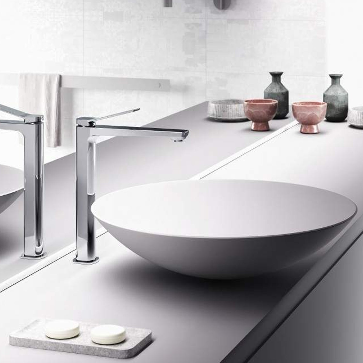 Set miscelatori lavabo alto e bidet in ottone modello Tilt Paffoni cromato