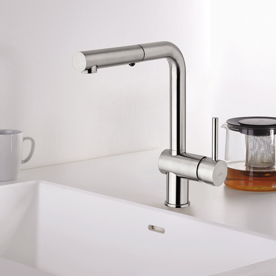 Miscelatore lavello con canna orientabile e doccia estraibile. Paffoni Light Exclusive Edition in ottone effetto acciaio