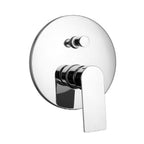 Composizione di miscelatori per lavabo alto